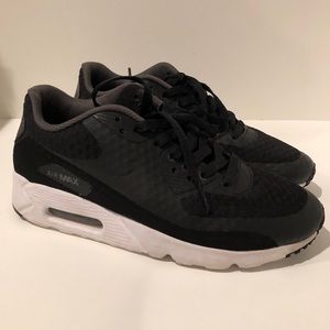 Nike Air Max 90 2.0 Ultra Fly Knit Size 7M